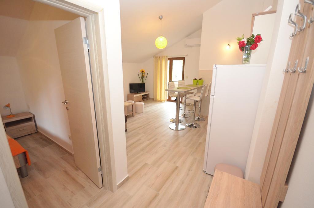 Apartmani Mizdrak Kotor Exterior photo