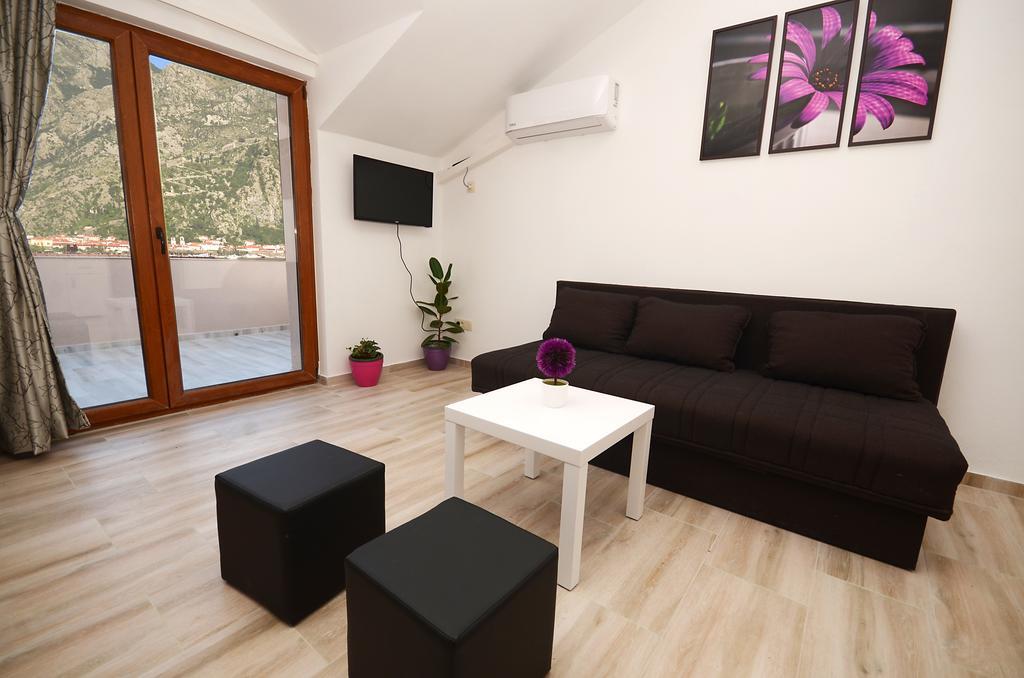 Apartmani Mizdrak Kotor Exterior photo